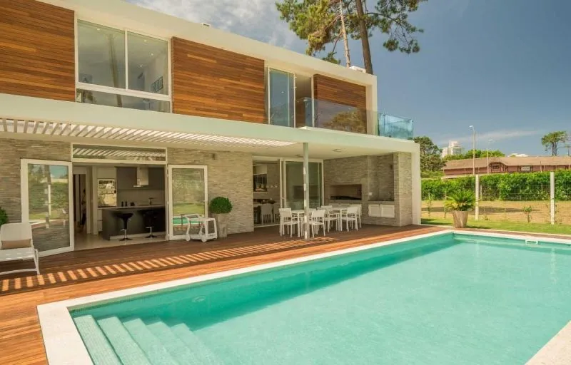 Venta casa 4 dormitorios- Bvar Artigas Barrio Privado — foto 14