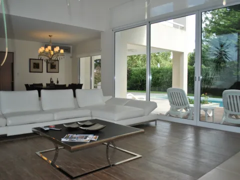 Venta casa 4 dormitorios - Bvar Aritgas Barrio Privado — foto 4