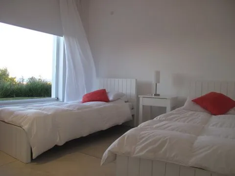 ALQUILER TEMP CASA 3 DORM C/PISICINA EN PUNTA PIEDRAS — foto 14