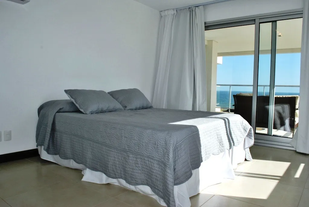 Venta apartamento 4 dormitorios- Playa Mansa — foto 8