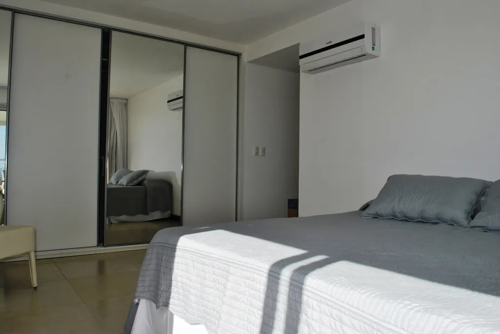 Venta apartamento 4 dormitorios- Playa Mansa — foto 9