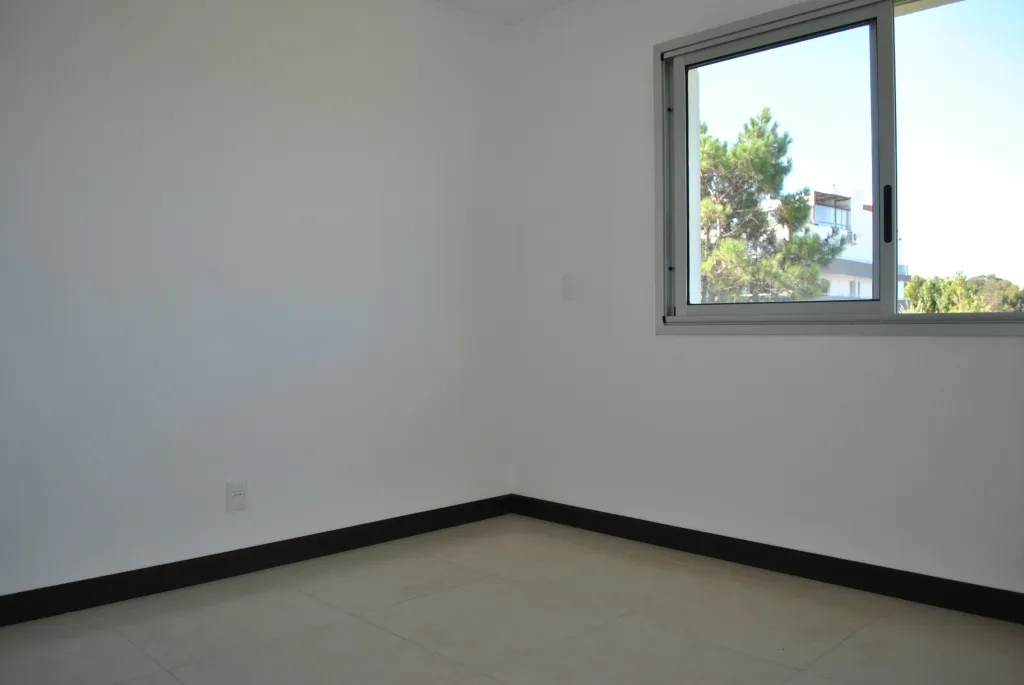 Venta apartamento 4 dormitorios- Playa Mansa — foto 17