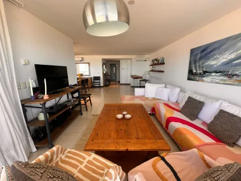 Alquiler apartamento 4 dormitorios - Playa Mansa — foto 4