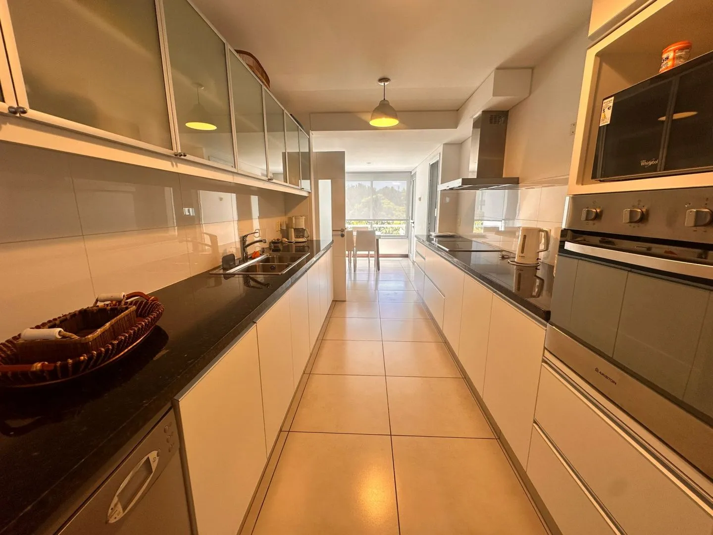 Alquiler apartamento 4 dormitorios - Playa Mansa — foto 10