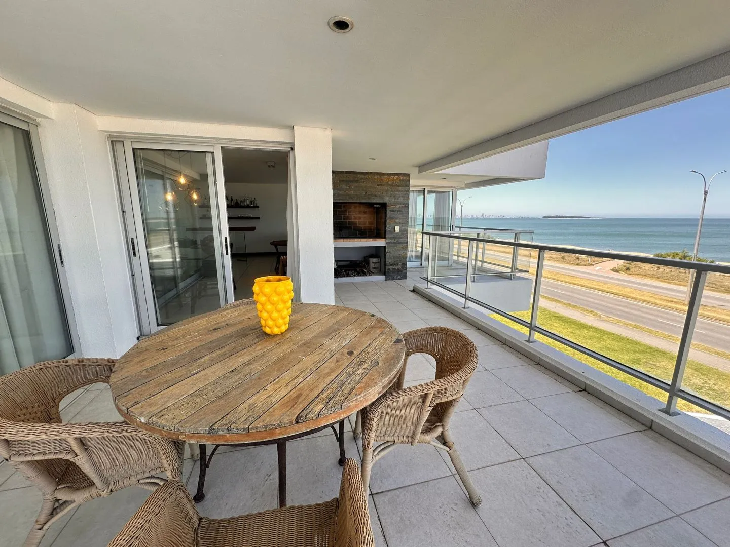 Alquiler apartamento 4 dormitorios - Playa Mansa — foto 23