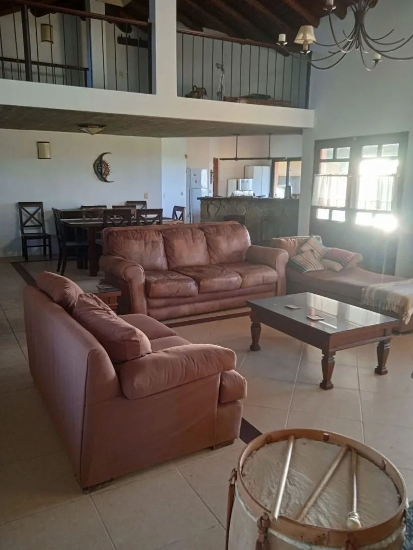 VENTA CASA 4 DORMITORIOS EN B° CERRADO EL QUIJOTE LA BARRA — foto 16
