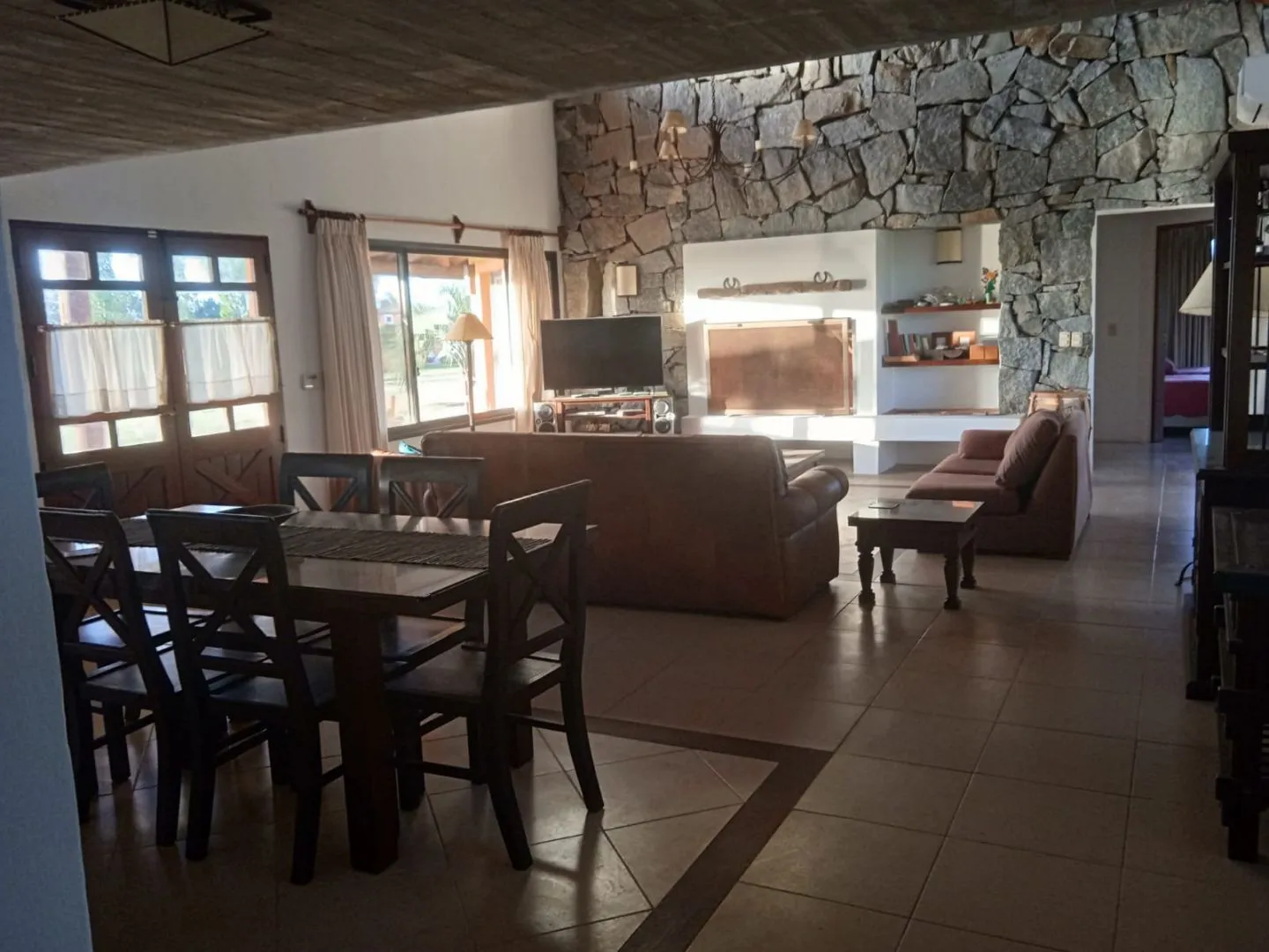VENTA CASA 4 DORMITORIOS EN B° CERRADO EL QUIJOTE LA BARRA — foto 18