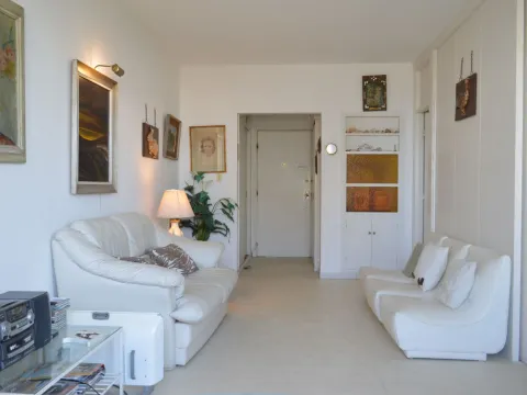 Venta apartamento 1 dormitorio- Playa Mansa