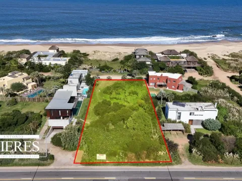 VENTA 4 LOTES TOTAL 2008 M2 PTA PIEDRAS A PASOS DE LA PLAYA